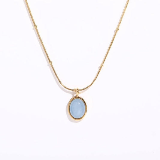 Aquamarine pendant necklace 